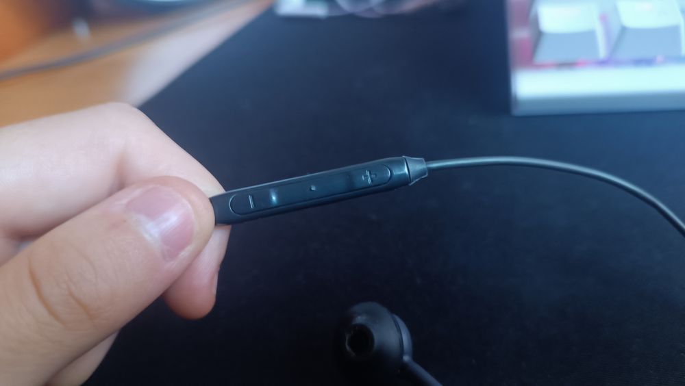 Sprzedam słuchawki w dobrym stanie