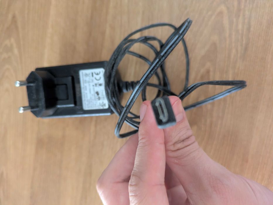 Carregador micro USB 5V 2A