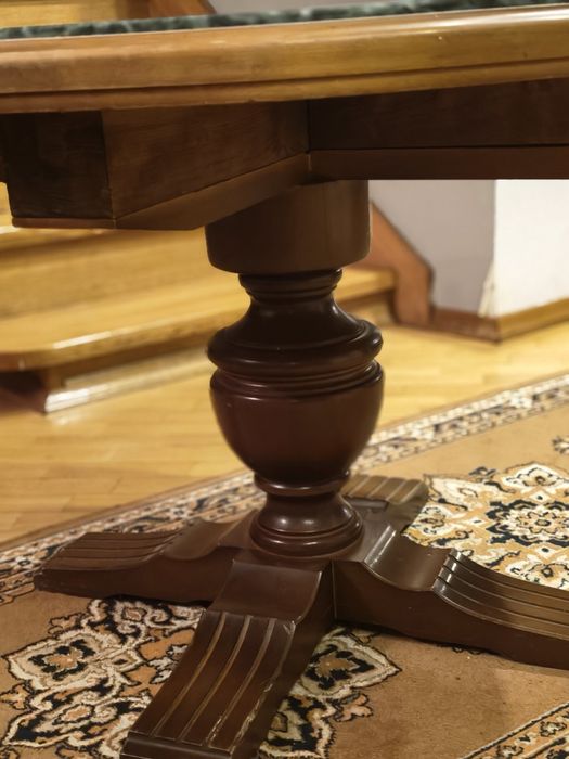 Стіл дерево - мармур.