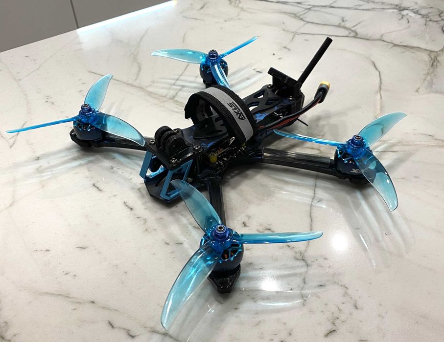 Dron Fpv, 5 cali, Freestyle. Stan bardzo dobry. + Akumulatory i śmigła