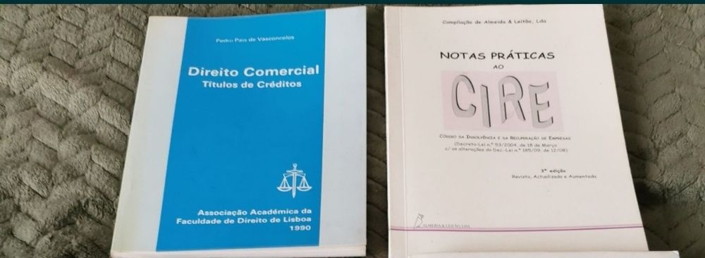 Livros Jurídicos / Direito 1 = 5€ / 10 = 40€