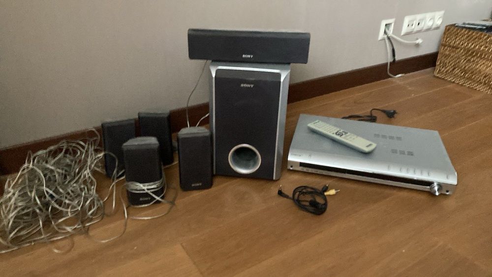 Акустична система Sony із сабвуфером SS-WS31