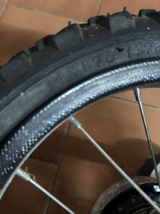 Bicicleta de criança roda 14