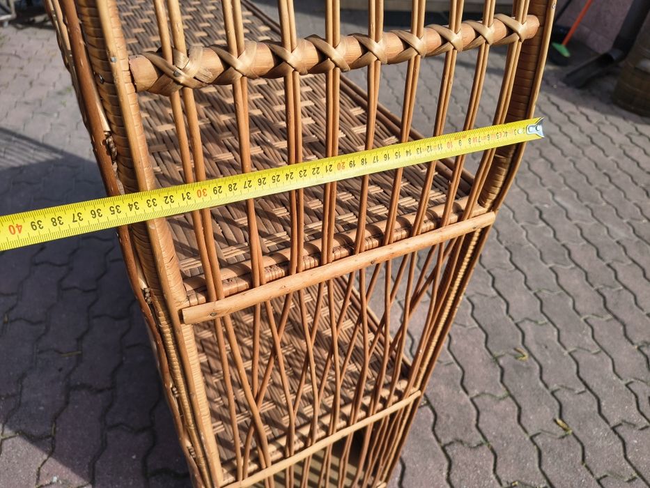 Duża szafka rattanowa