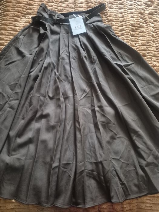 Юбка_кльош з високою талією