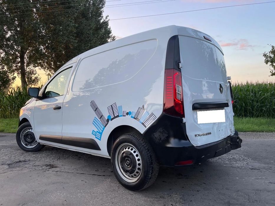 Renault Express Kangoo NOWY MODEL Listopad 2023 ROK 1.3 TCE BENZYNA 102 KM Manual 6 BIEGÓW 2 Osobowy Bus Furgon JAK NOWY ZADBANY  Klima,Półskóra,Ledy_NISKI PRZEBIEG TYLKO 53 TYŚ.KM_Boczne drzwi,Okazja