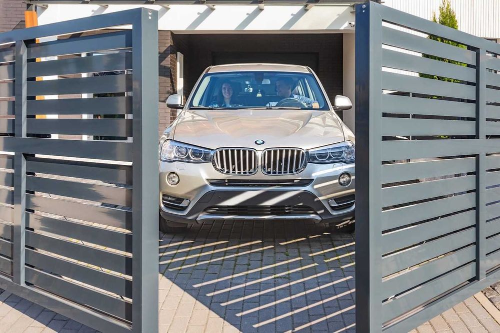 Ворота розпашні та відкатні під замовлення