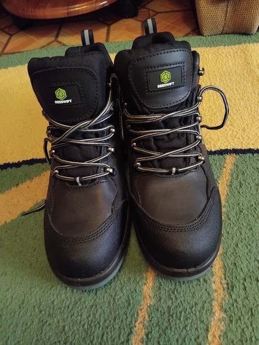 робочі захисні черевики Beeswift Click S3 Hiker Boot