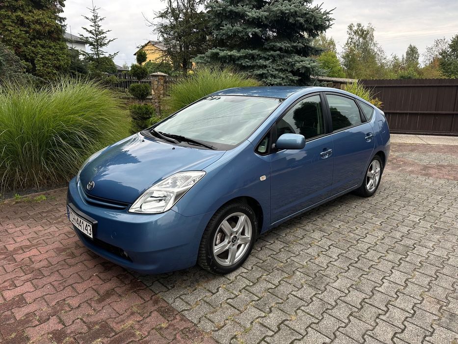Toyota Prius 1.5 Hybryda Pierwszy Właściciel JBL Zadbana Navi Skóry