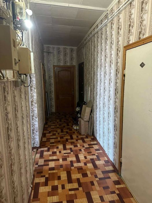 Продам комнату в коммуне 12 кв.м.
