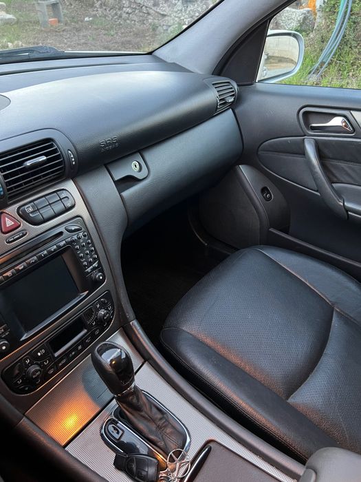 Carrinha Mercedes-Benz C200 CDI