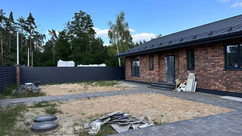 House in Vorzel - View 2