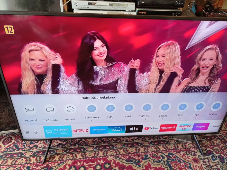 Samsung  55 cali QE55Q60R QLED 55" 4K Smart TV.