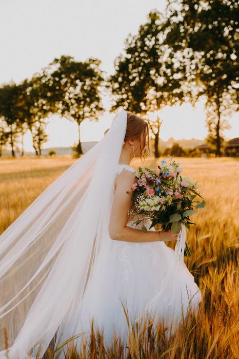 Suknia ślubna I 173cm wzrostu I rom. M/L szyta na miarę