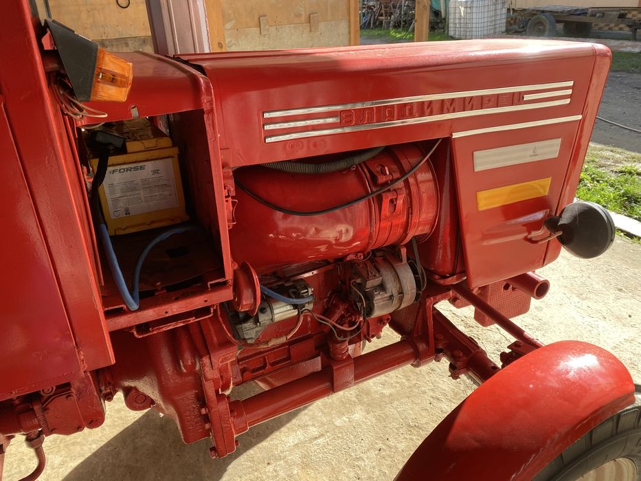 Продам Трактор т25