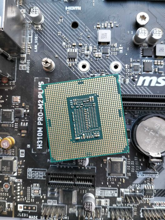 Процесор intel Core i5 9400 (s1151) реальні тести на фото (Aida64+LinX ...