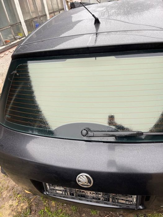 Кришка багажника Шкода фабія 2