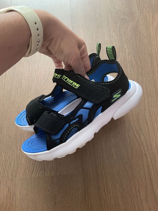 Босоніжки сандалі на хлопчика skechers 33 розмір