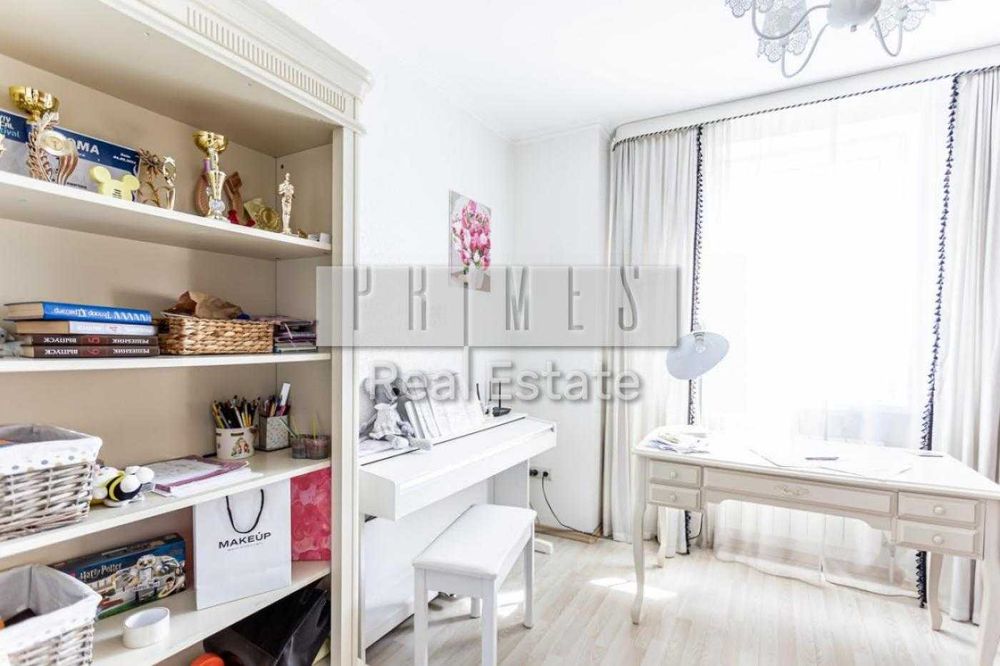 Продажа дома 461м2 Подгорцы, Обуховское направление