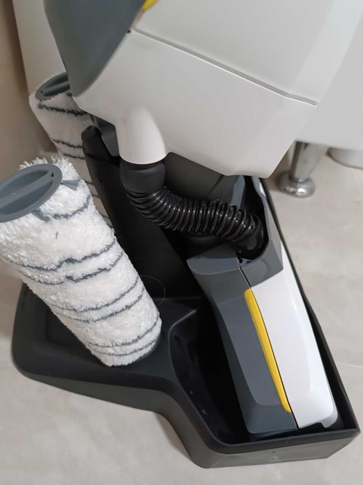 Б/у Пилосос миючий 2в1 Karcher FC 5 Premium +2нас.нові, ідеальний стан