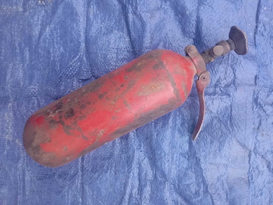 Огнетушитель углекислотный