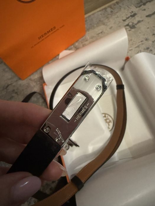 Пасок Hermes в наявності