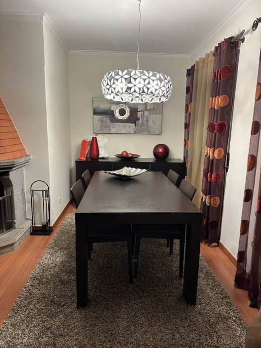 Mobilia casa de jantar