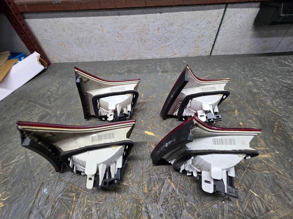 Lampa Audi A4 B7 Sedan Lewy Tył Klapa 8E5.945.093