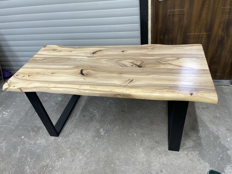 Ława drewniana z orzecha