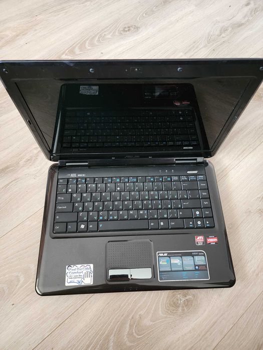 Ноутбук Asus K40AB на деталі