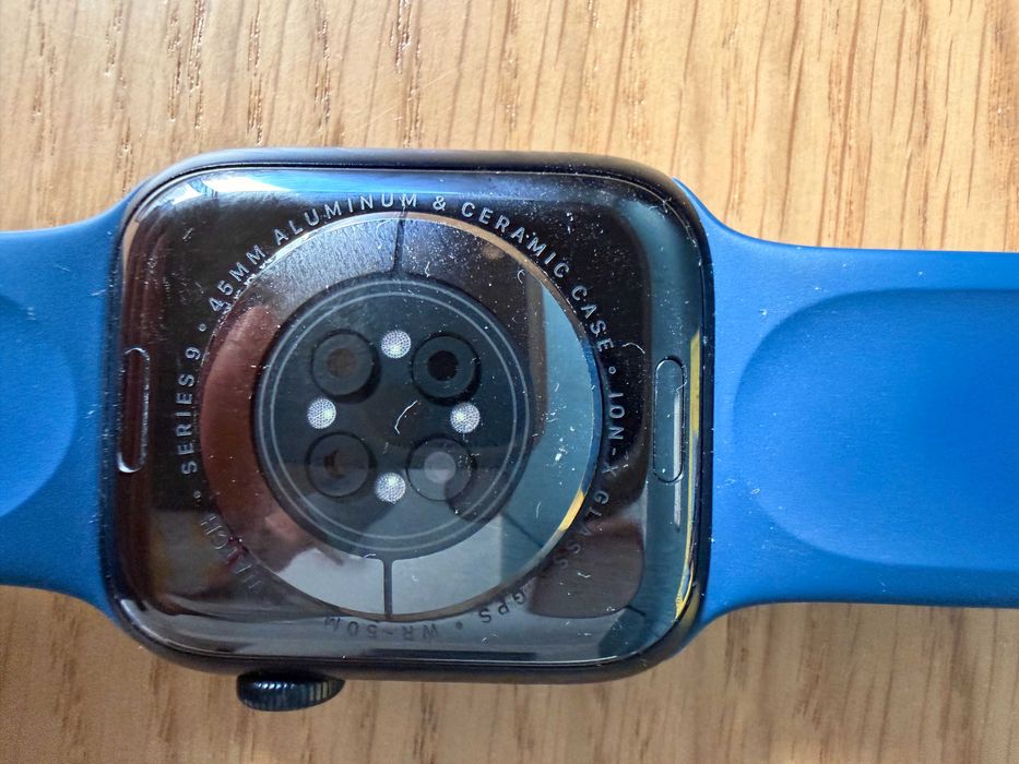 Apple Watch Series 9 45mm GPS – Bom Estado