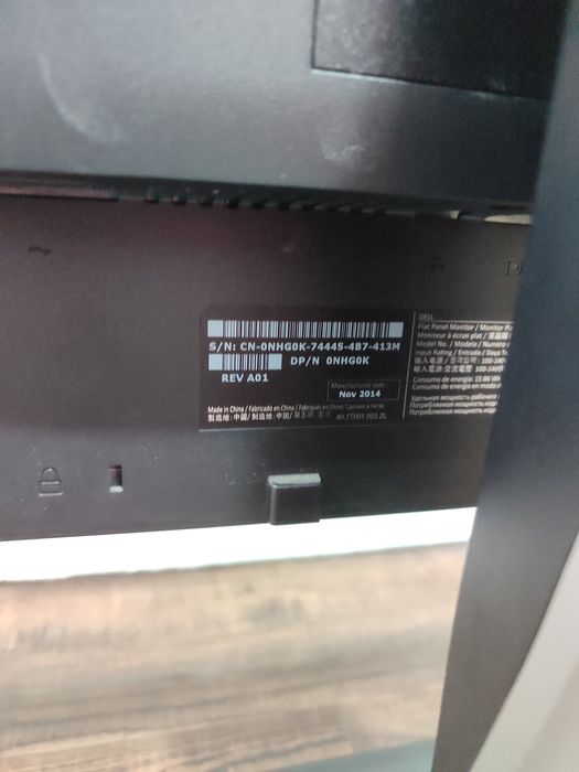 Професійний монітор 22" DELL P2213t