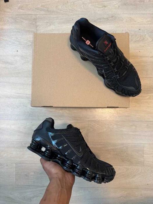 Nike Shox TL Czarny R.38