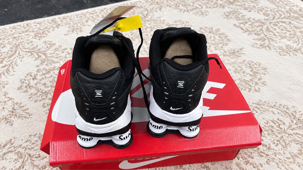 Nike Shox Ride 2 x Supreme Black/White