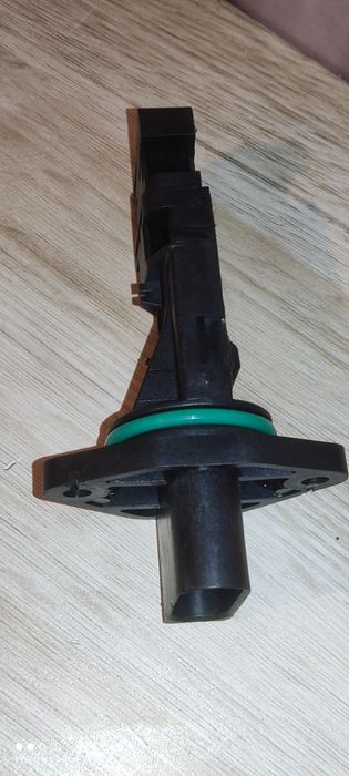 Przepływomierz BOSCH powietrza Audi Skoda VW Seat