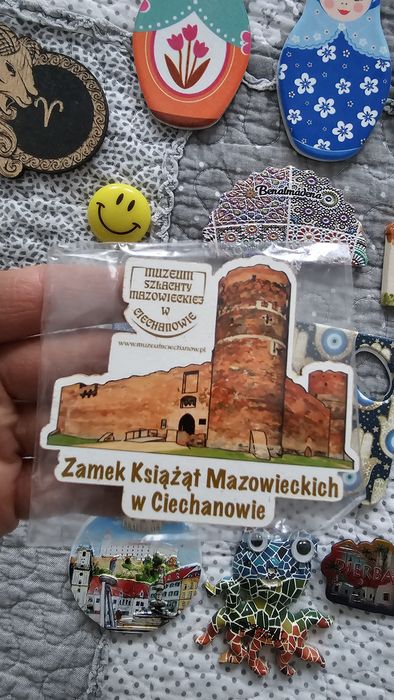 Zestaw 20 magnesów Milano, Paryż, Bratysława, Djerba , Malaga