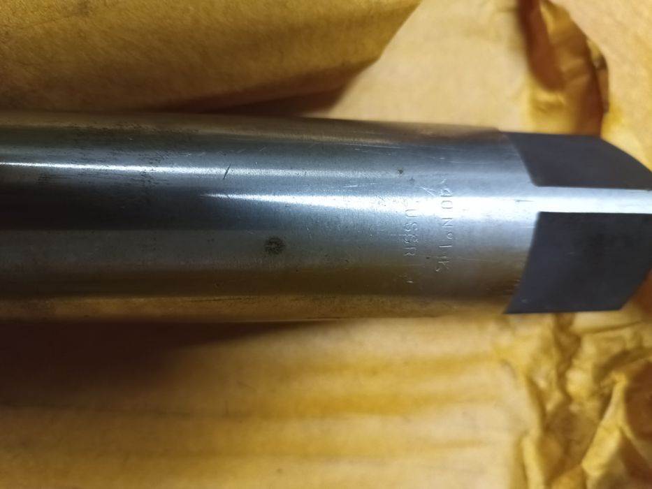 Rozwiertak ręczny Hss 40 mm h7
