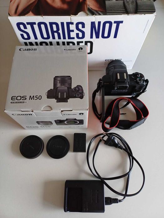 Vendo Camera Canon EOS M50
