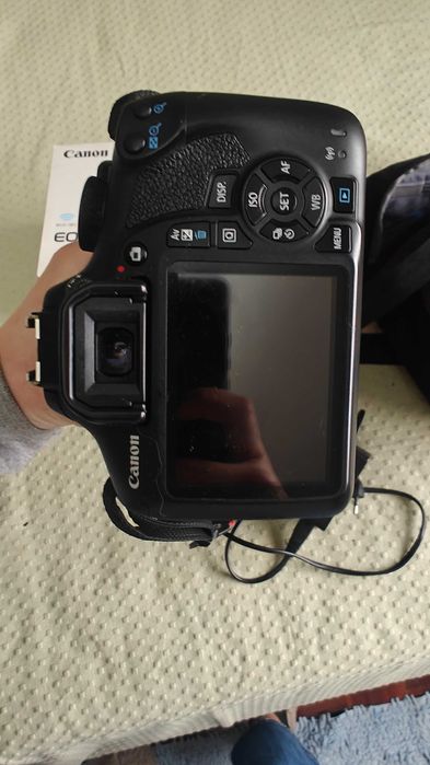 Canon EOS 1300D kit com objetiva