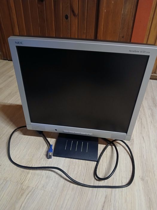 Monitor NEC 17cali