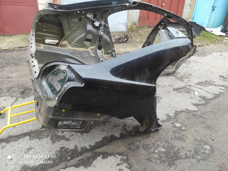 Кузов стойка Toyota Avensis T25 Авенсіс т25іс т25 Авенс