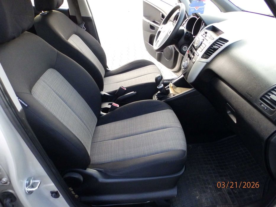 KIA VENGA 1.4 CRDI mały przebieg