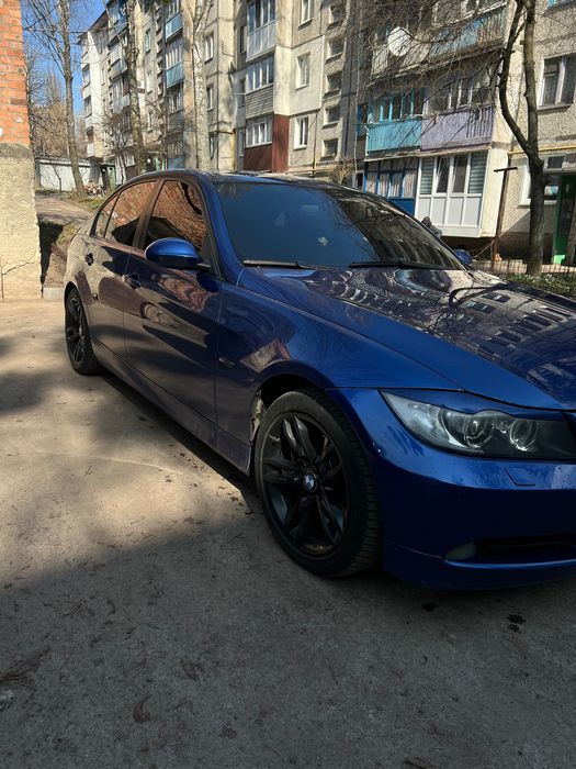 Продам BMW 318i 2007р
