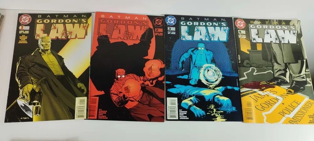 Lote 42 Revistas Banda Desenhada Batman DC Comics em Inglês