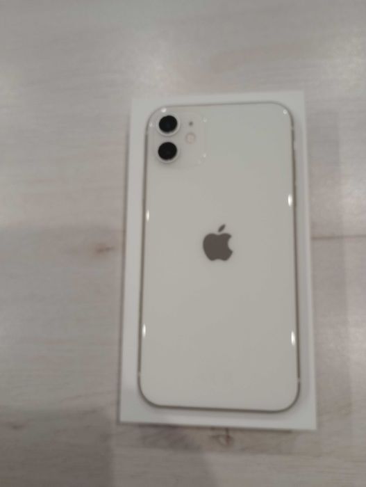 iPhone 11 stan jak nowy