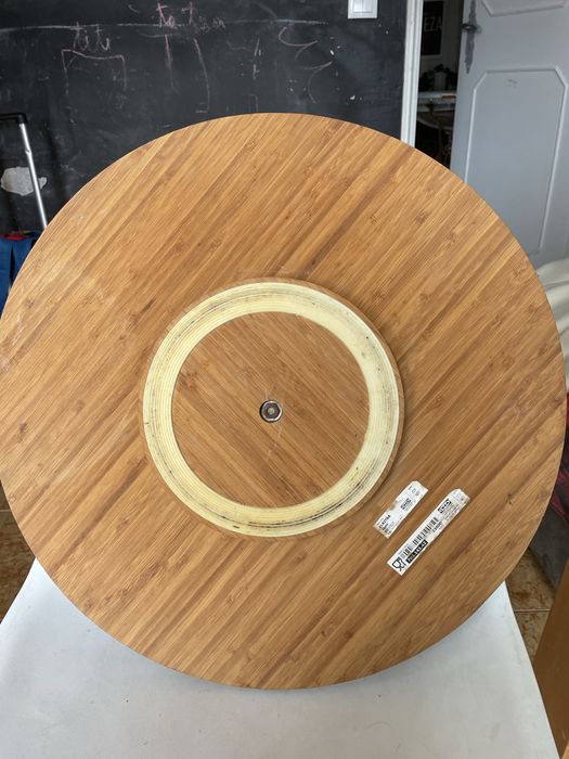 Base Rotativa de Madeira Ikea