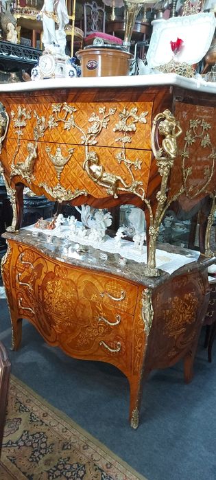 Comodas(Versailhes Francês)