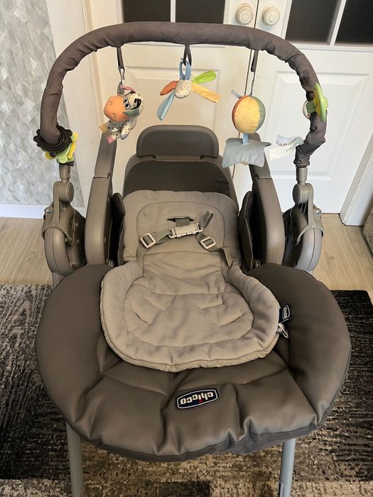 Стільчик для годування Chicco Polly Magic Relax 

Продаю