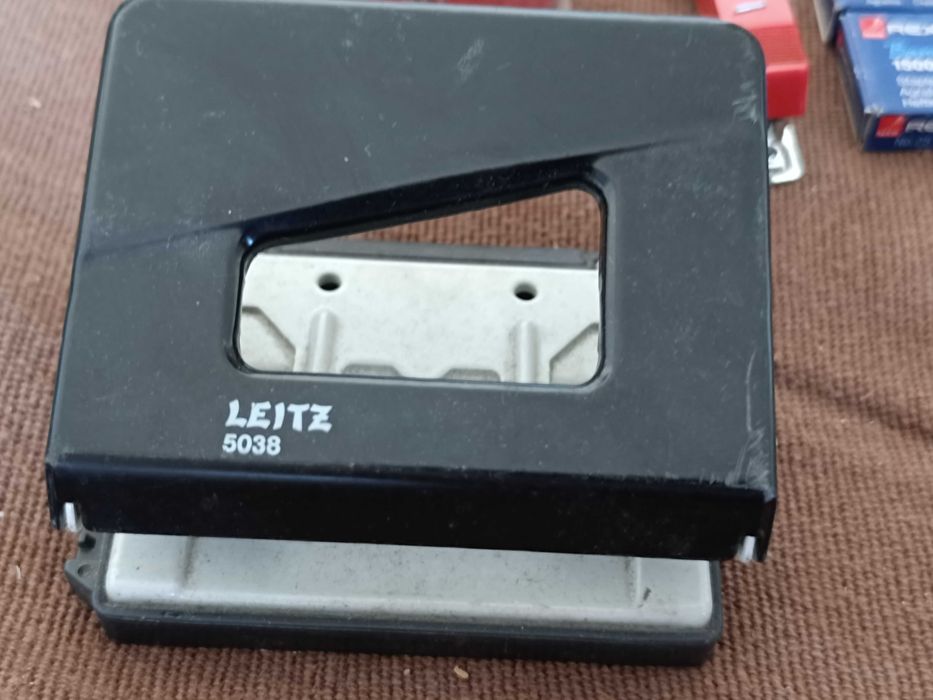 Conjunto de Material Escolar de Escritório vermelho