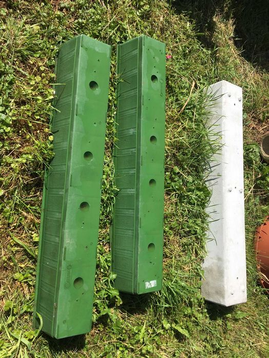 13-pomocnikow ogrodowych,duza donica,  nozyce, 2 siekiery, pila i inne